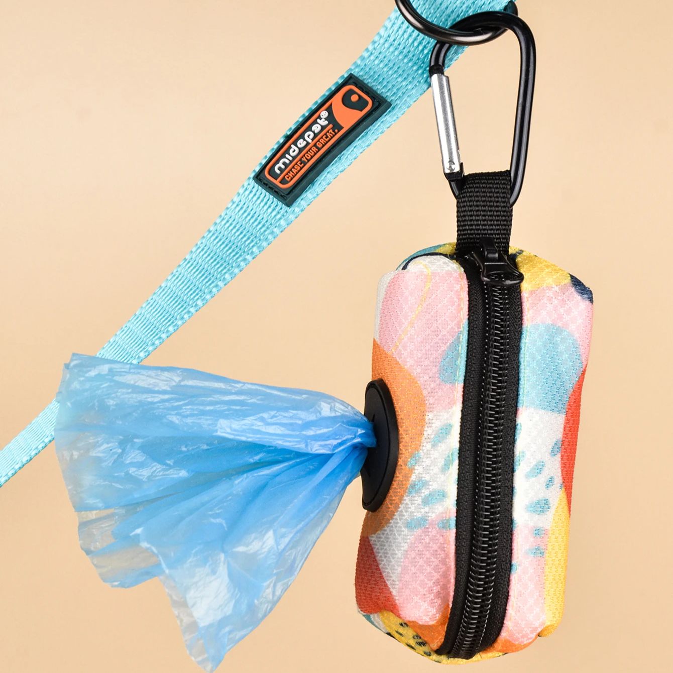 Abstract Designer Print Cute D - Poop Bag Dispenser recension och pris
